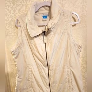 Women's White Columbia XL vest! Very good used condition!